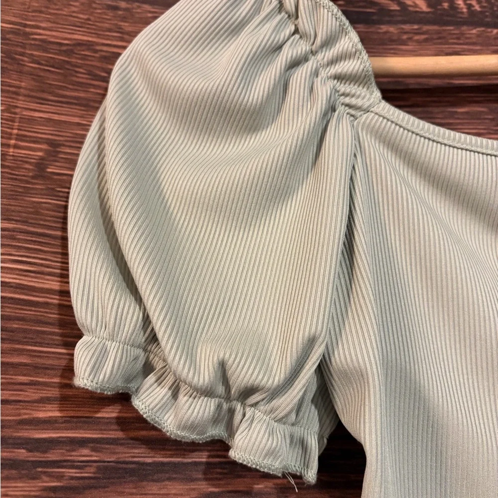 SHEIN Puff Sleeve Crop Top - Light Gray - Picture 3 of 12